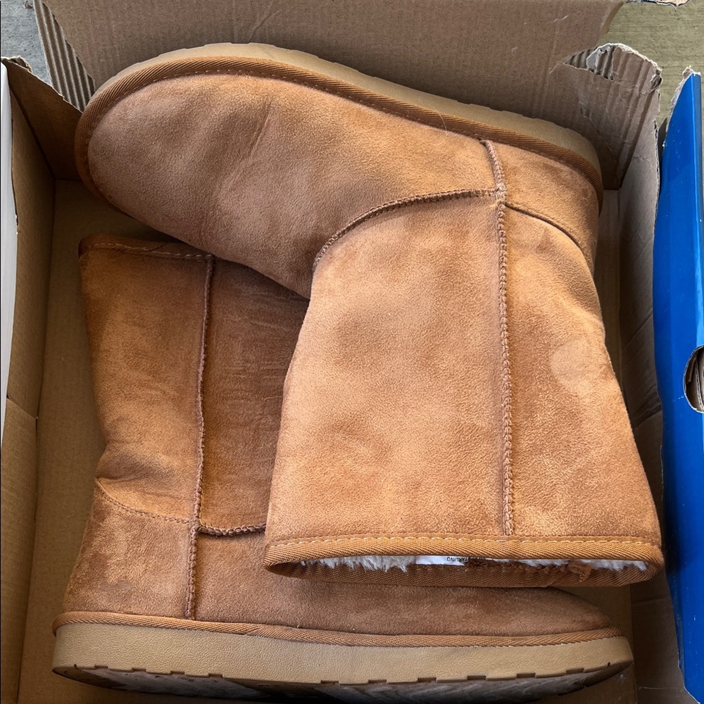 Arizona Jean Company Women’s Tan Boots